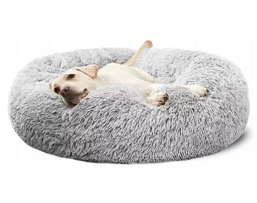 Cama para perro redonda de felpa gris claro